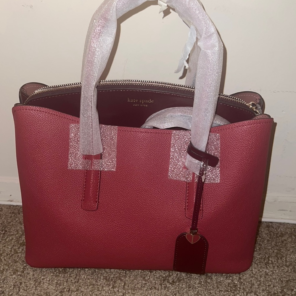 Kate Spade BRAND NEW RED PURSE